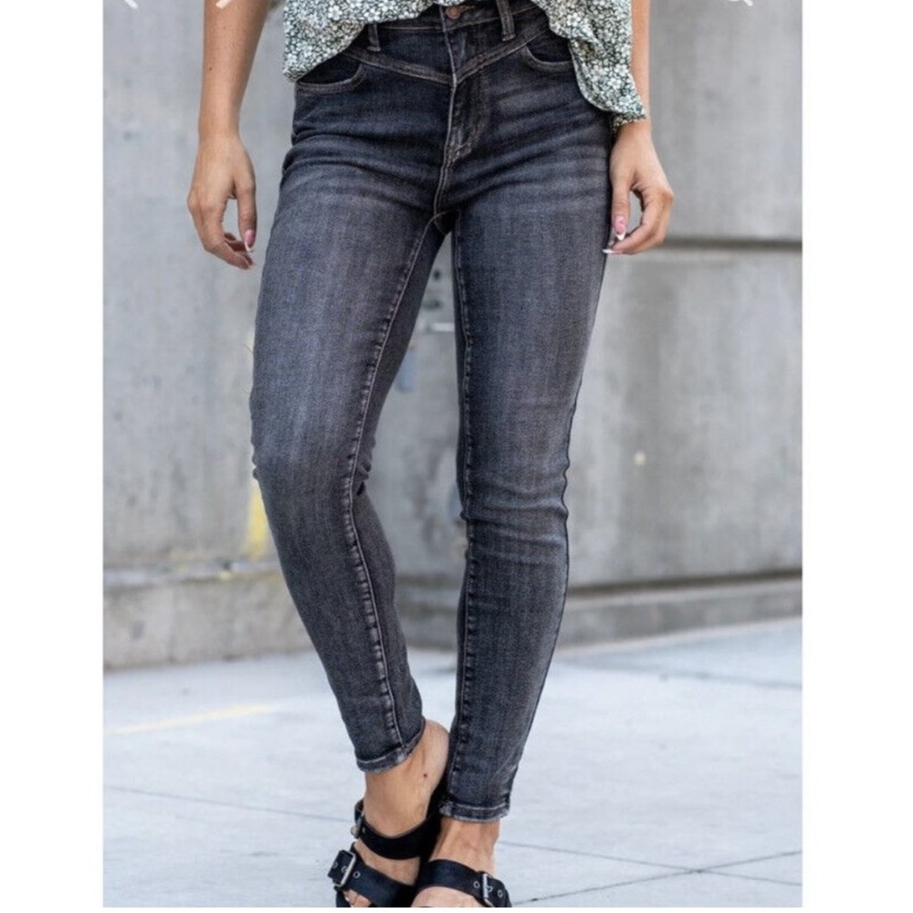 Judy Blue High Waisted. New without tags.